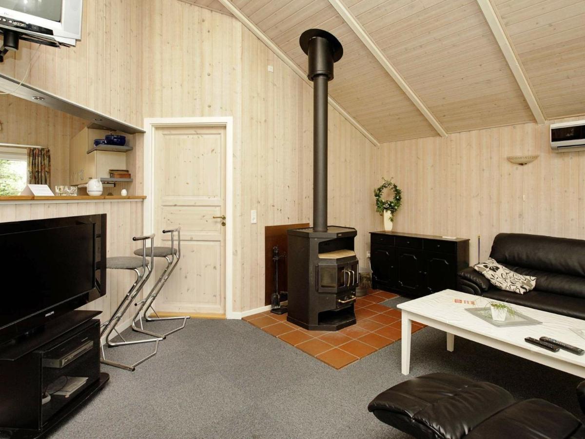 6 Person Holiday Home In Ansager 외부 사진